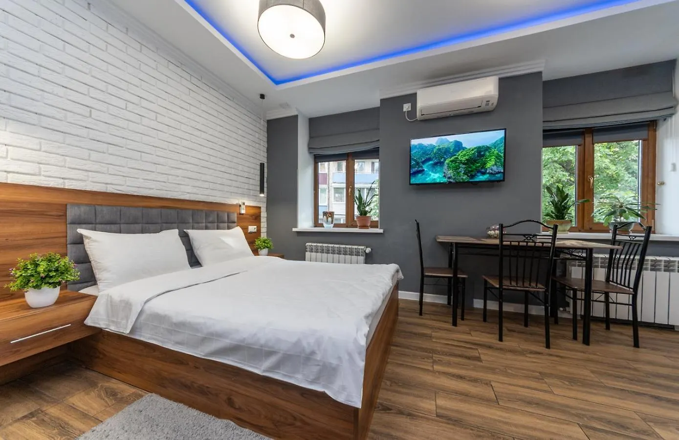 #1 High Tech Studio Near Kreschatik Kiev